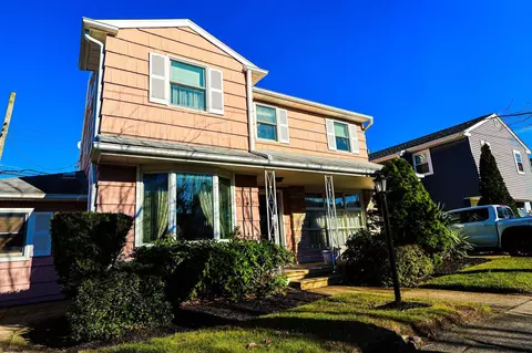 427 N Clermont Ave, Margate City, NJ 08402