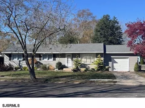 12 Colwick Dr, Somers Point, NJ 08244