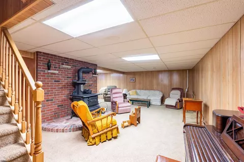 Living - 19 Middle Rd, Hammonton, NJ 08037 photo 3 of 3