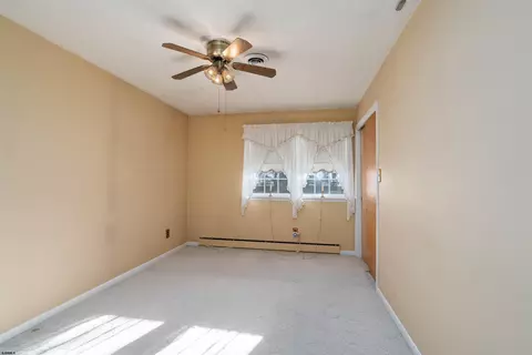 Bedroom - 19 Middle Rd, Hammonton, NJ 08037 photo 1 of 5