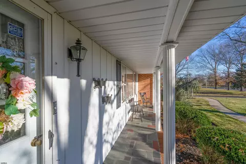 Exterior - 19 Middle Rd, Hammonton, NJ 08037 photo 4 of 11
