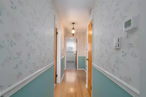 Entry Way - 19 Middle Rd, Hammonton, NJ 08037 photo 3 of 3