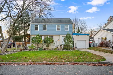 38 Deshibe Ter Ave, Vineland, NJ 08360