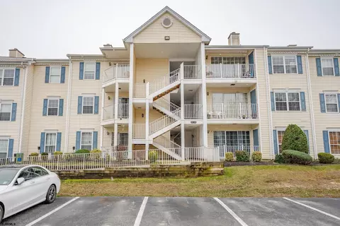 45 Navajo Ct #24, Galloway, NJ 08205