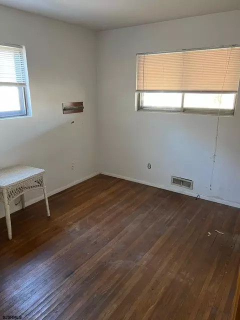 Bedroom - 604 Biscayne Ave, Galloway, NJ 08205 photo 3 of 4
