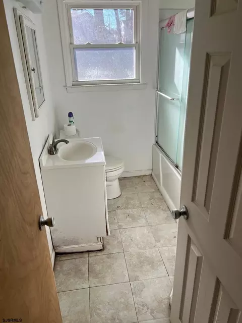 Bath - 604 Biscayne Ave, Galloway, NJ 08205 photo 1 of 1