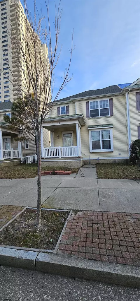21 N New Hampshire Ave, Atlantic City, NJ 08401