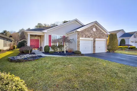 113 Southport Ct, Galloway, NJ 08205