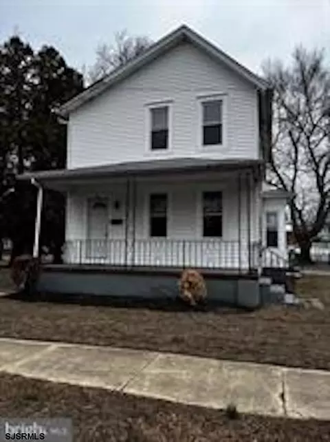 131 N 2nd St, Hammonton, NJ 08037