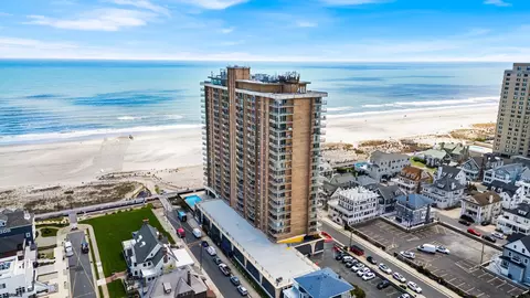 4800 Boardwalk #209, Ventnor City, NJ 08406