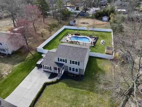 107 Spray Ave, Egg Harbor Township, NJ 08234