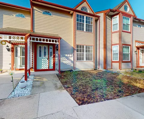 668 Lakefront Cir #668, Smithville, NJ 08205