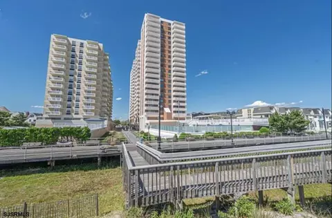 100 S Berkley Sq #10M, Atlantic City, NJ 08401
