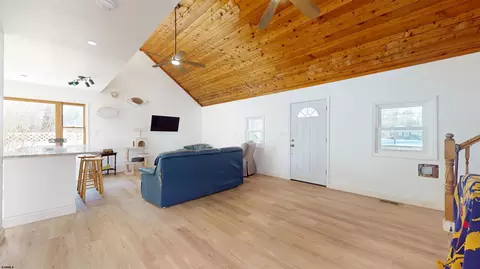 542 S Pitney, Galloway, NJ 08205 photo 12
