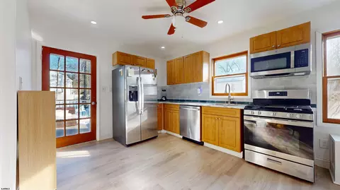 542 S Pitney, Galloway, NJ 08205 photo 18