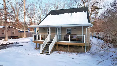 542 S Pitney, Galloway, NJ 08205 photo 2