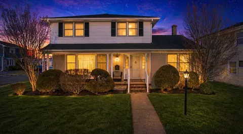 313 N Kenyon Ave, Margate City, NJ 08402