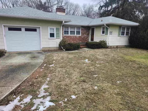 26 Atlantic Ave, Egg Harbor Township, NJ 08234