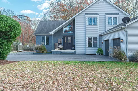 520 8th Ave, Galloway, NJ 08205