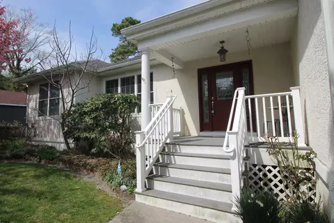 Exterior - 623 Biscayne Ave, Galloway, NJ 08205 photo 4 of 16