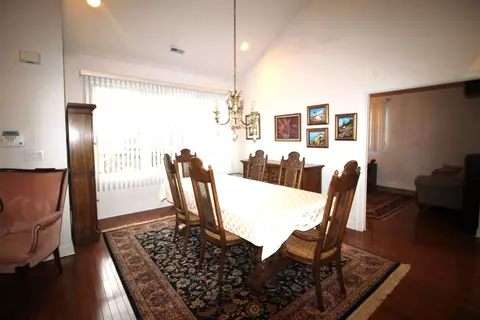 Dining - 623 Biscayne Ave, Galloway, NJ 08205 photo 1 of 2