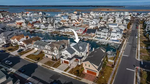 4 Grenada Ln, Ocean City, NJ 08226