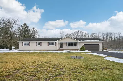 3835 Maple Ave, Vineland, NJ 08361