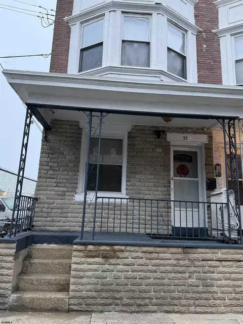 35 S Spray, Atlantic City, NJ 08401