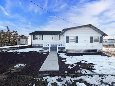 307 Edgewater Ave, Pleasantville, NJ 08232