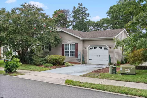 277 Greenbriar Ct, Mays Landing, NJ 08330
