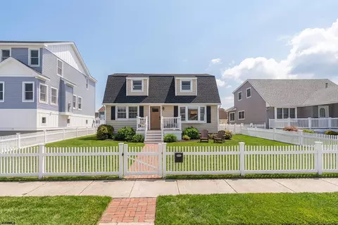 5224 Bay Ave, Ocean City, NJ 08226