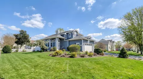 7 Coronado Ln, Egg Harbor Township, NJ 08234