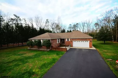 5916 Orange St, Mays Landing, NJ 08330
