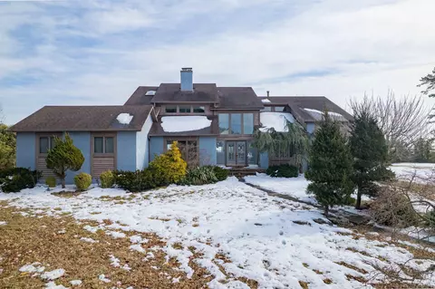 14 Seagarden Dr, Linwood, NJ 08221