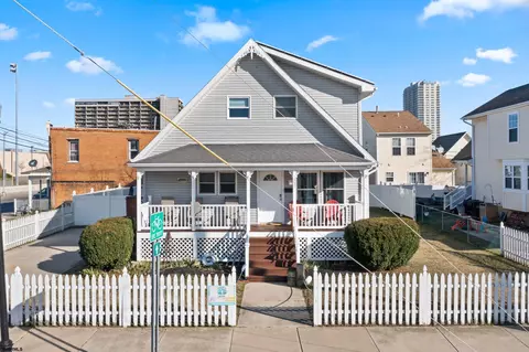 137 N Massachusetts Ave, Atlantic City, NJ 08401