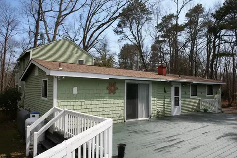 246 Old River Rd, Hamilton, NJ 08330