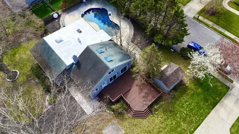 11 Dani Dr, Northfield, NJ 08225