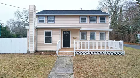 4 E Mill Rd, Northfield, NJ 08225