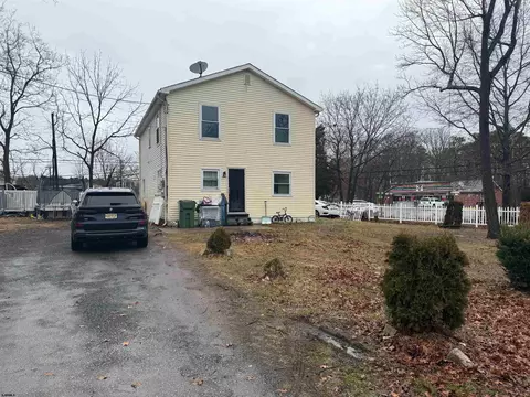 34 Pineview Ave, Egg Harbor Township, NJ 08234