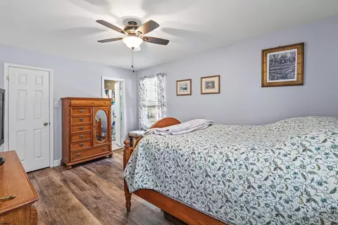 Bedroom - 655 Weilers Ln, Absecon, NJ 08201 photo 2 of 6