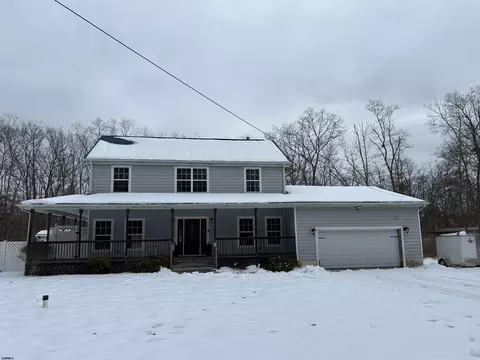 452 Beech Ave, Galloway, NJ 08205