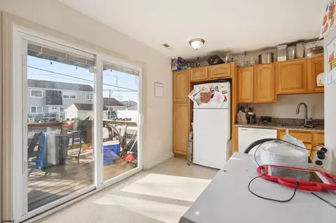 Kitchen - 608 Alberta Dr, Brigantine, NJ 08203 photo 1 of 3