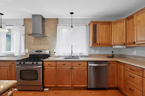 Kitchen - 10 E Curran Dr, Absecon, NJ 08201 photo 2 of 5