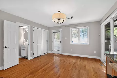 Living - 10 E Curran Dr, Absecon, NJ 08201 photo 6 of 6