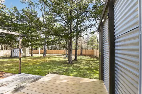 Exterior - 10 E Curran Dr, Absecon, NJ 08201 photo 10 of 15