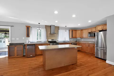 Kitchen - 10 E Curran Dr, Absecon, NJ 08201 photo 1 of 5
