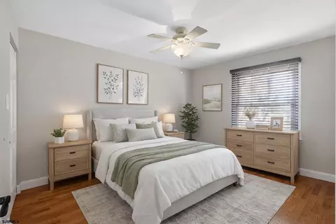 Bedroom - 10 E Curran Dr, Absecon, NJ 08201 photo 5 of 8