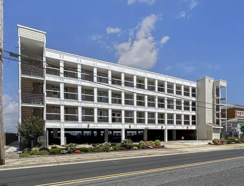 3007 Bayshore Ave #12, Brigantine, NJ 08203