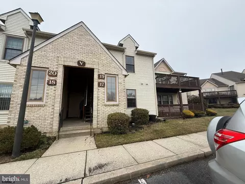 17 Harrogate Ct #17, Sewell, NJ 08080