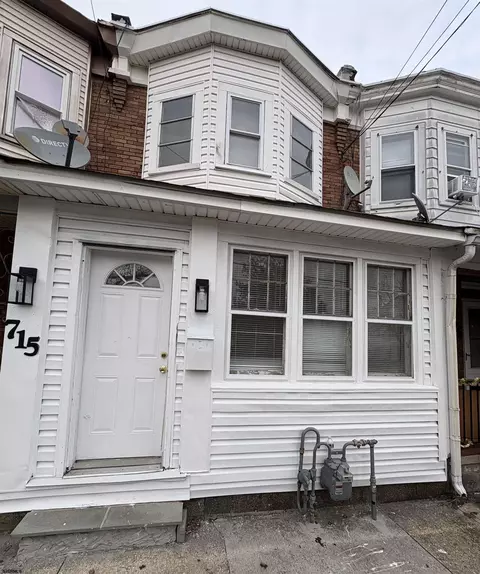 715 Green Street St, Atlantic City, NJ 08401
